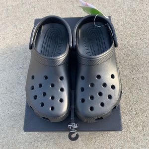 NWT Classic Clog Crocs